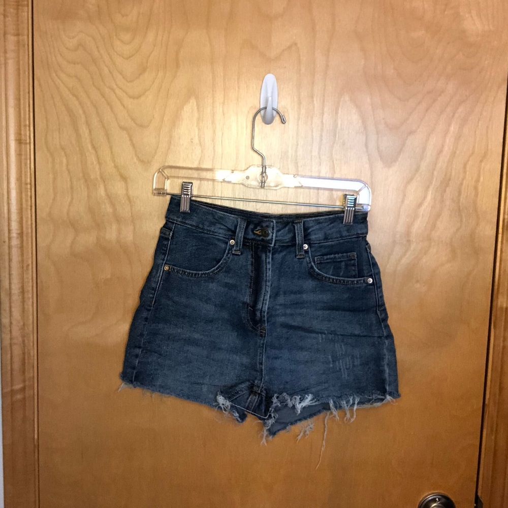 NEW Wild Fable cut off Jean shorts, size 0